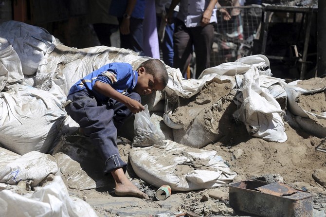 Yemeni minister, UN envoy condemn Houthi bombing in Taiz