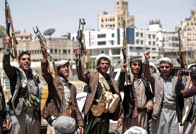 Houthis admit tear gas behind fire at migrant detention center