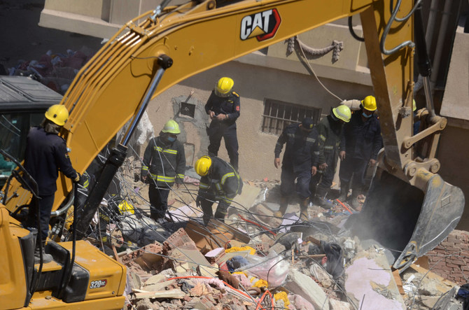 Death toll from Egypt building collapse climbs to 25