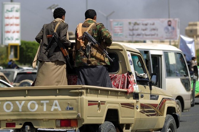Houthis abduct, deport hundreds of migrants from Sanaa