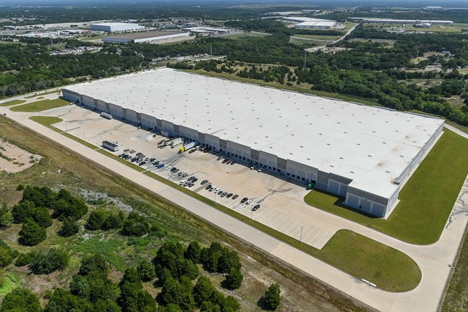 Bahrain’s Arcapita buys FedEx distribution center in Texas