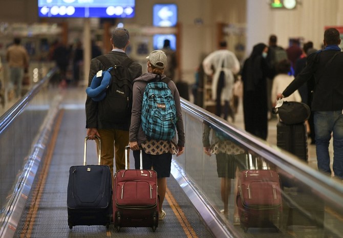 Emirates begins trials of IATA’s digital travel pass