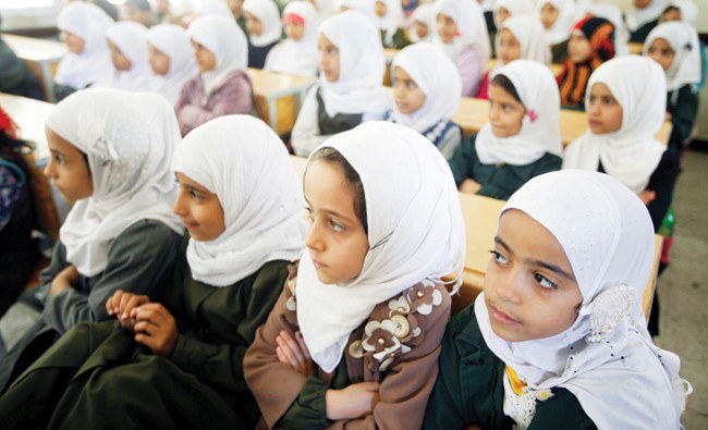 Yemeni teachers’ union slams Houthi curriculum takeover