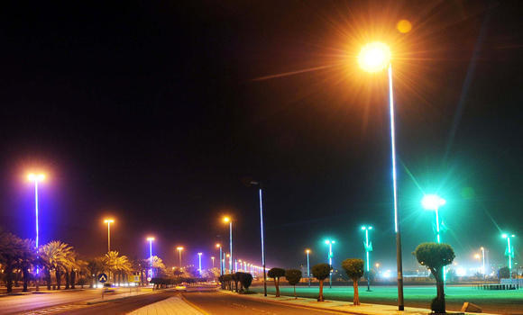 Saudi NESCO to replace 74,000 streetlamps with LEDs in Riyadh