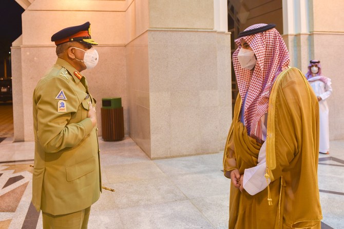 Saudi Arabia’s deputy defense minister receives Pakistani army chief