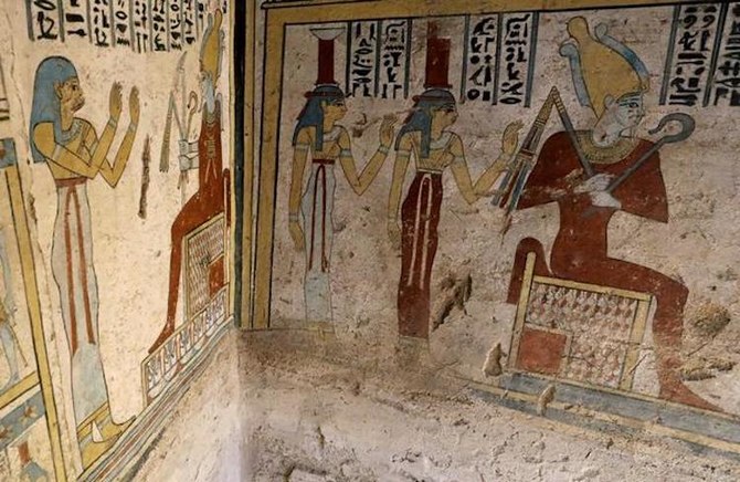 Egypt unearths 250 tombs dating back 4,200 years