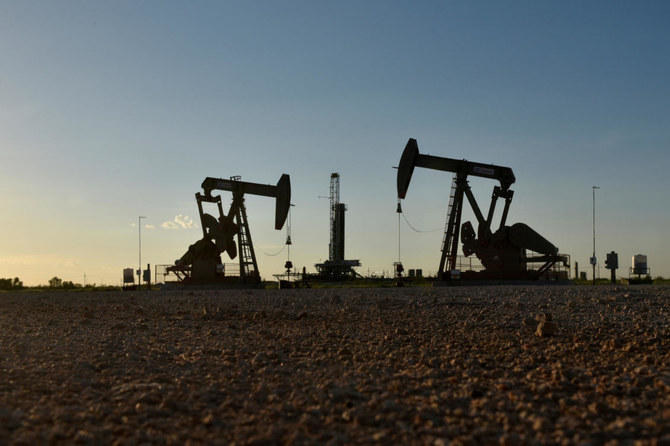 Oil set for biggest weekly loss since March on Iran nuclear talks