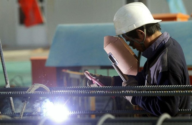 Saudi Arabia issues steel, cement export licenses amid construction surge