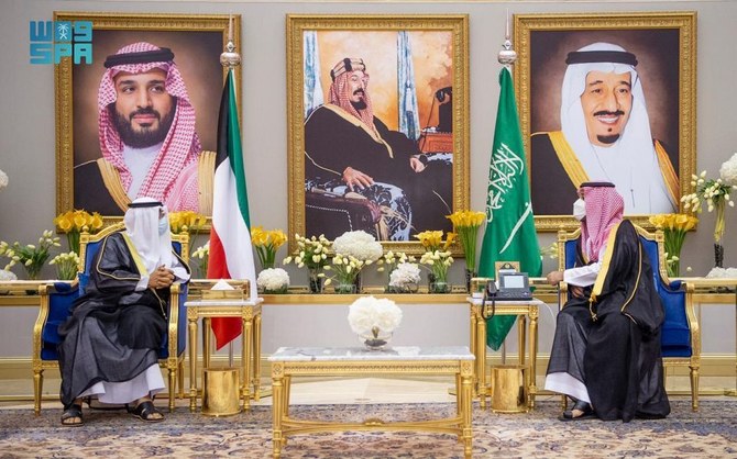 Saudi Arabia’s Crown Prince Mohammed bin Salman receives his Kuwaiti counterpart Sheikh Meshal Al-Ahmed Al-Jaber Al-Sabah in Riyadh. (SPA)