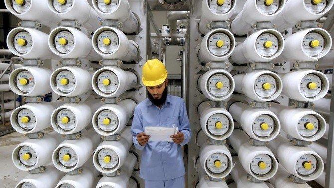Saudi Arabia suspends desalination and power plant privatization amid strategy review