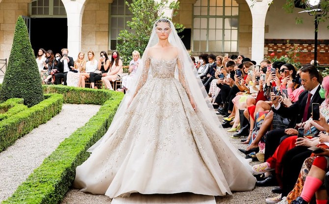5 fall 2021 couture dresses with wow factor from Arab designers