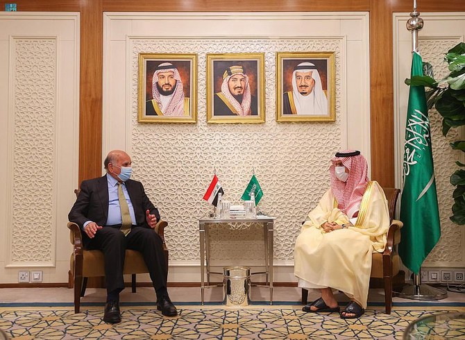 Saudi Arabian Foreign Minister Prince Faisal bin Farhan meets with his Iraqi counterpart Fuad Hussein in Riyadh. (SPA)