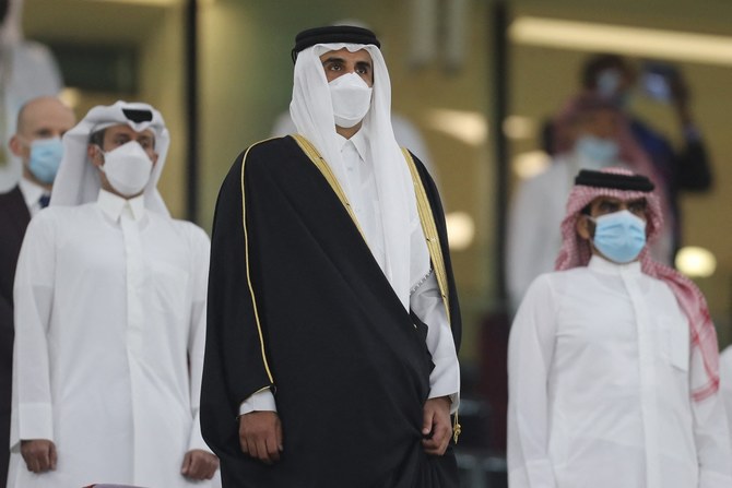 Qatar’s emir receives UAE delegation, both sides discuss cooperation