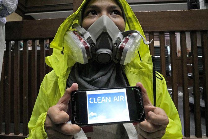 Jakarta residents win landmark air pollution case against Indonesian president