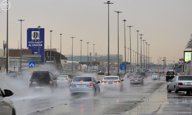Weather warnings issued across Saudi Arabia until Friday due to Cyclone Shaheen