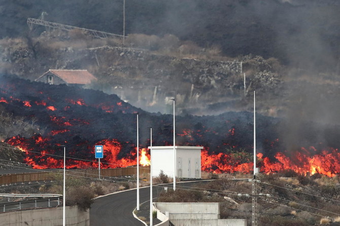 Hundreds more flee as lava spreads on Spain’s La Palma