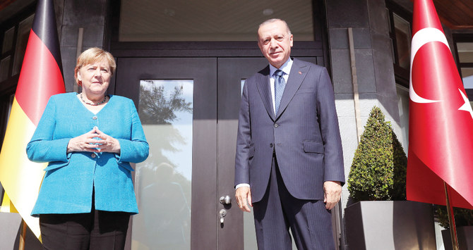 Merkel vows continuity on last visit to Erdogan