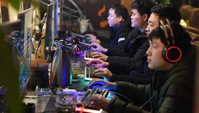 China to keep up scrutiny of internet sector