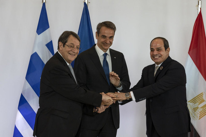 Greece, Egypt, Cyprus sign energy deal with Europe in mind