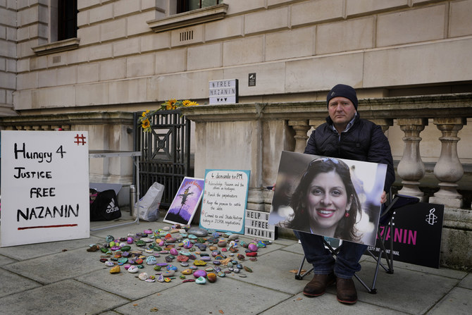 British police allegedly tried to remove protesting husband of Nazanin Zaghari-Ratcliffe
