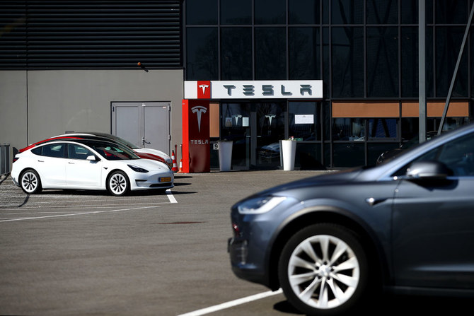 Tesla recalls nearly 12,000 U.S. vehicles over software communication error
