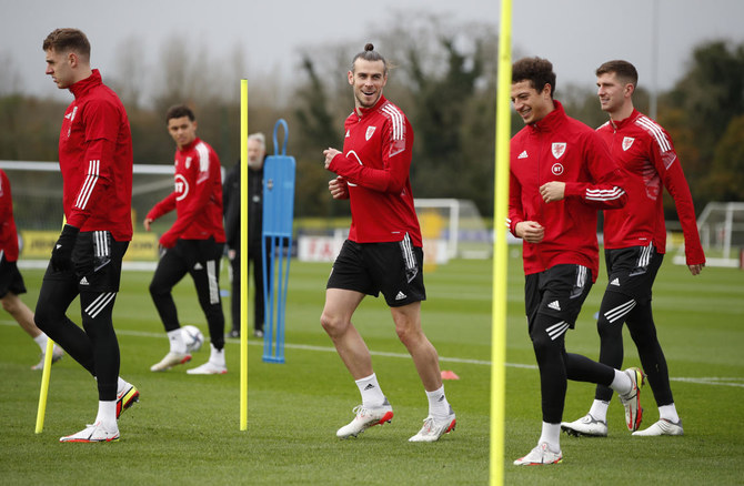 Bale wants World Cup to round off 100-cap journey with Wales