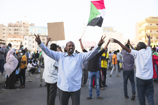 Sudan doctors say 2 more protesters die from gunshot wounds