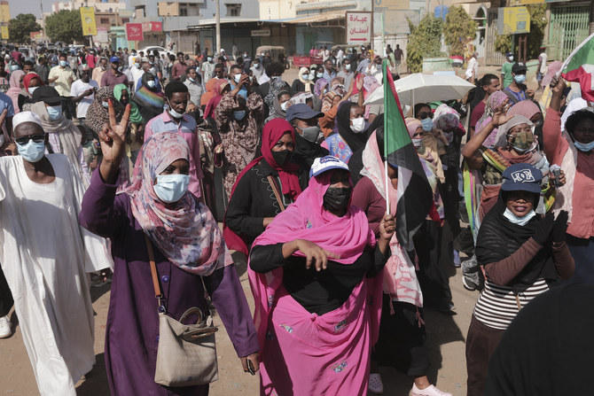 Tear gas fired at dozens of protesters in Sudan capital