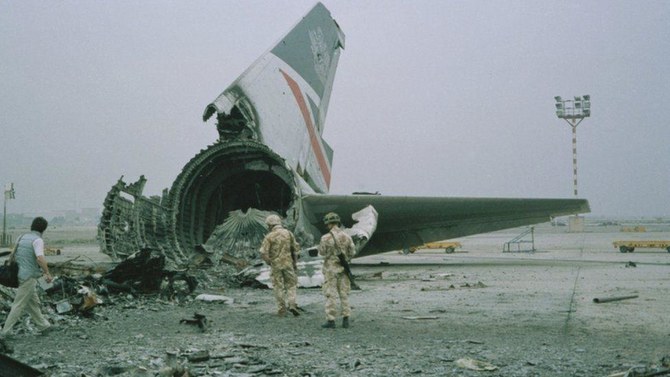 UK apology over Gulf War ‘human shields’ flight