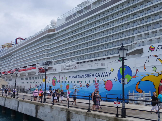 Norwegian Cruise ship detects one probable case of omicron variant