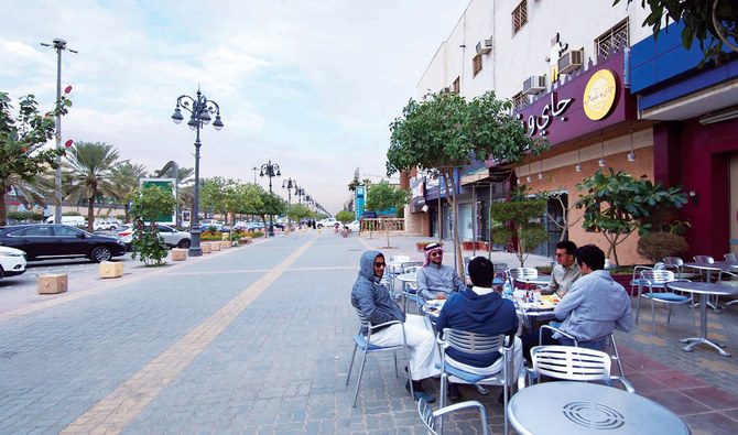 Saudi eateries give tough competition to foreign outlets