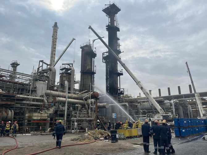 At least two dead after fire breaks out at refinery in Kuwait