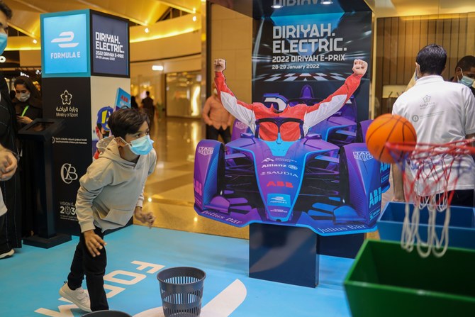 2022 Diriyah E-Prix gives fans a shot at free tickets as all-electric racing series returns to Saudi Arabia 