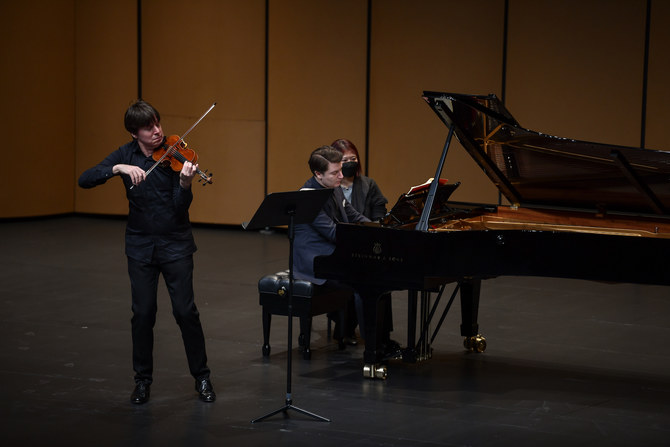 Grammy-award winner Joshua Bell dazzles in first Saudi concert