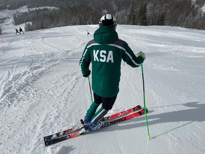  Saudi skier shrugs off pressure of historic Beijing Winter Olympics