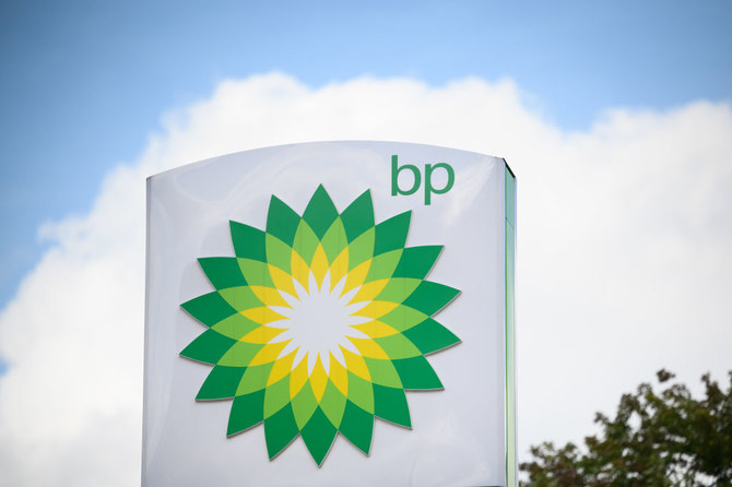 BP swings into $7.6bn annual profit after huge loss
