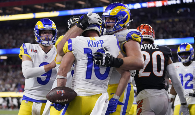 Rams beat Bengals to win Super Bowl on home field