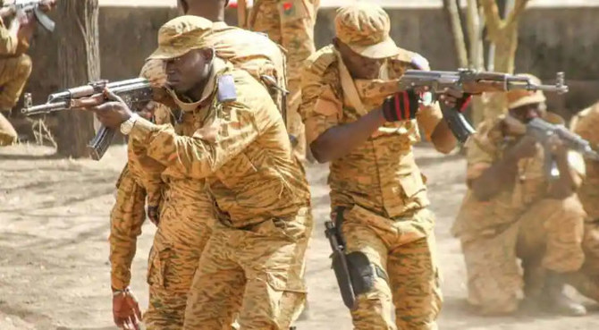 Gunmen kill at least 11 Burkina Faso government troops