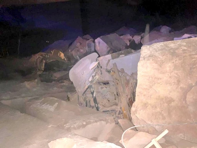 At least 6 dead, more missing in Oman rockslides