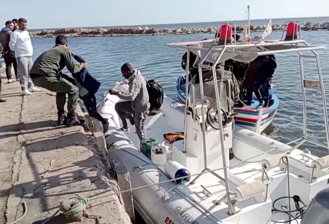 Tunisia finds 24 more bodies of migrants after boats sank in April