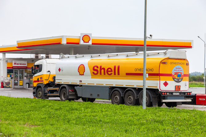 Shell posts record profit, lifted by soaring energy prices
