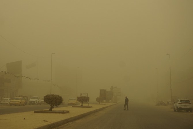 One dead, 5,000 others suffer from respiratory ailments as sandstorm hits Iraq