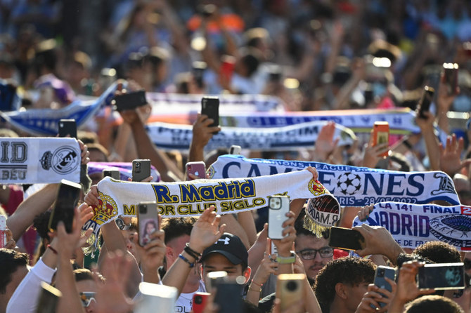 Real Madrid fans celebrate Champions League title back home