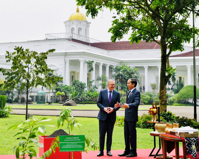 New Australian PM affirms deeper ties on Indonesia visit