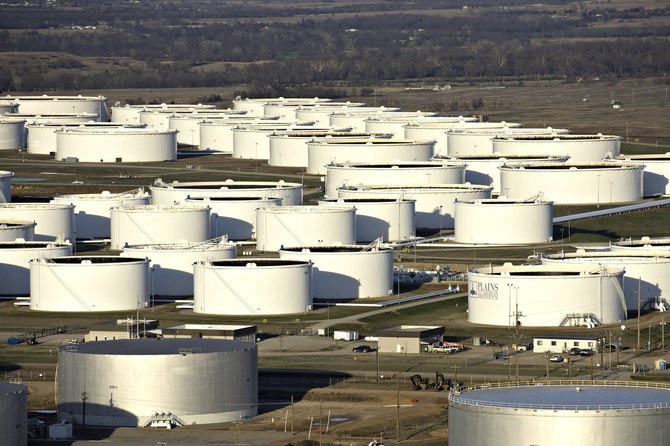 US commercial crude stocks build, SPR posts record drawdown as refiners ramp up