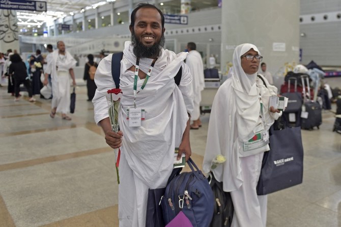 Full COVID-19 vaccination still required for Hajj, says ministry