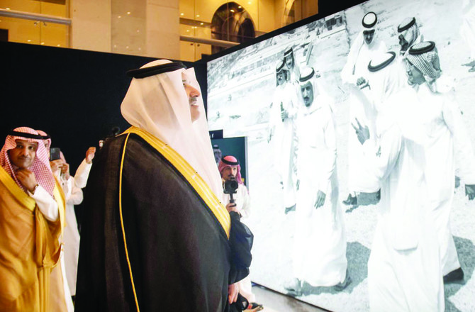 Prince Faisal visits King Salman Urban Charter Exhibition at Madinah Book Fair. (SPA)