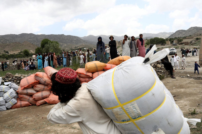 Foreign aid finally reaches Afghan quake survivors