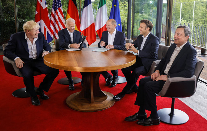 G-7 leaders end summit pledging to hurt Russia economically