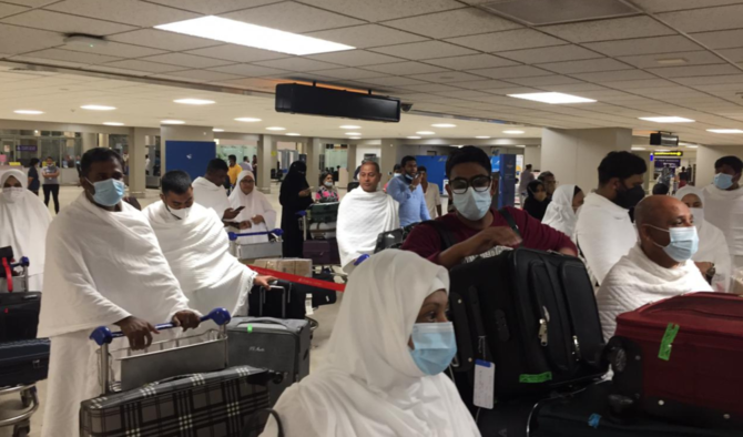 First Sri Lankan pilgrims depart for Hajj despite skyrocketing travel costs